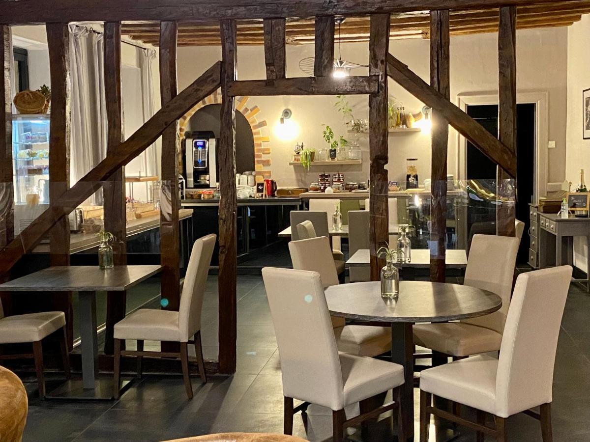 Logis Hostellerie La Chaumiere Arsonval Exteriör bild