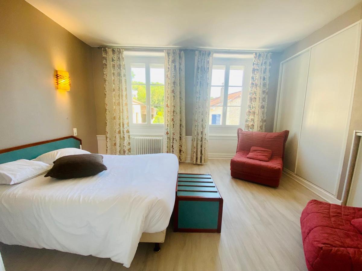 Logis Hostellerie La Chaumiere Arsonval Exteriör bild