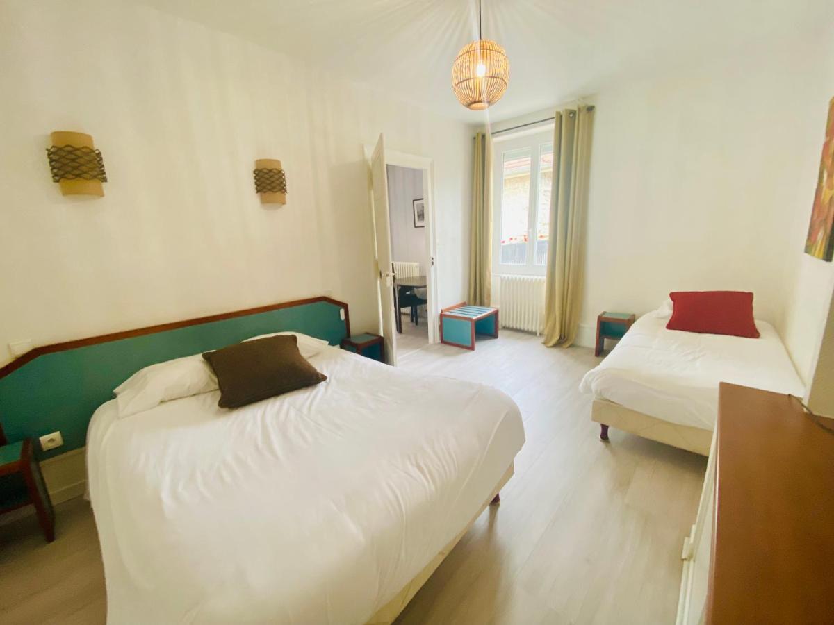 Logis Hostellerie La Chaumiere Arsonval Exteriör bild