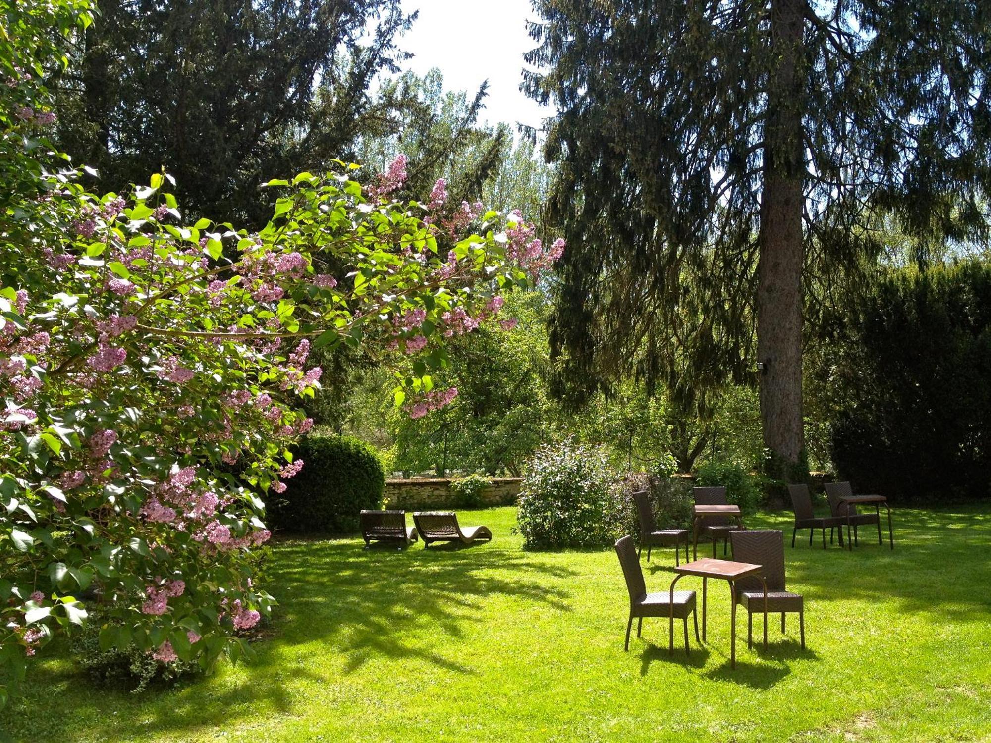 Logis Hostellerie La Chaumiere Arsonval Exteriör bild