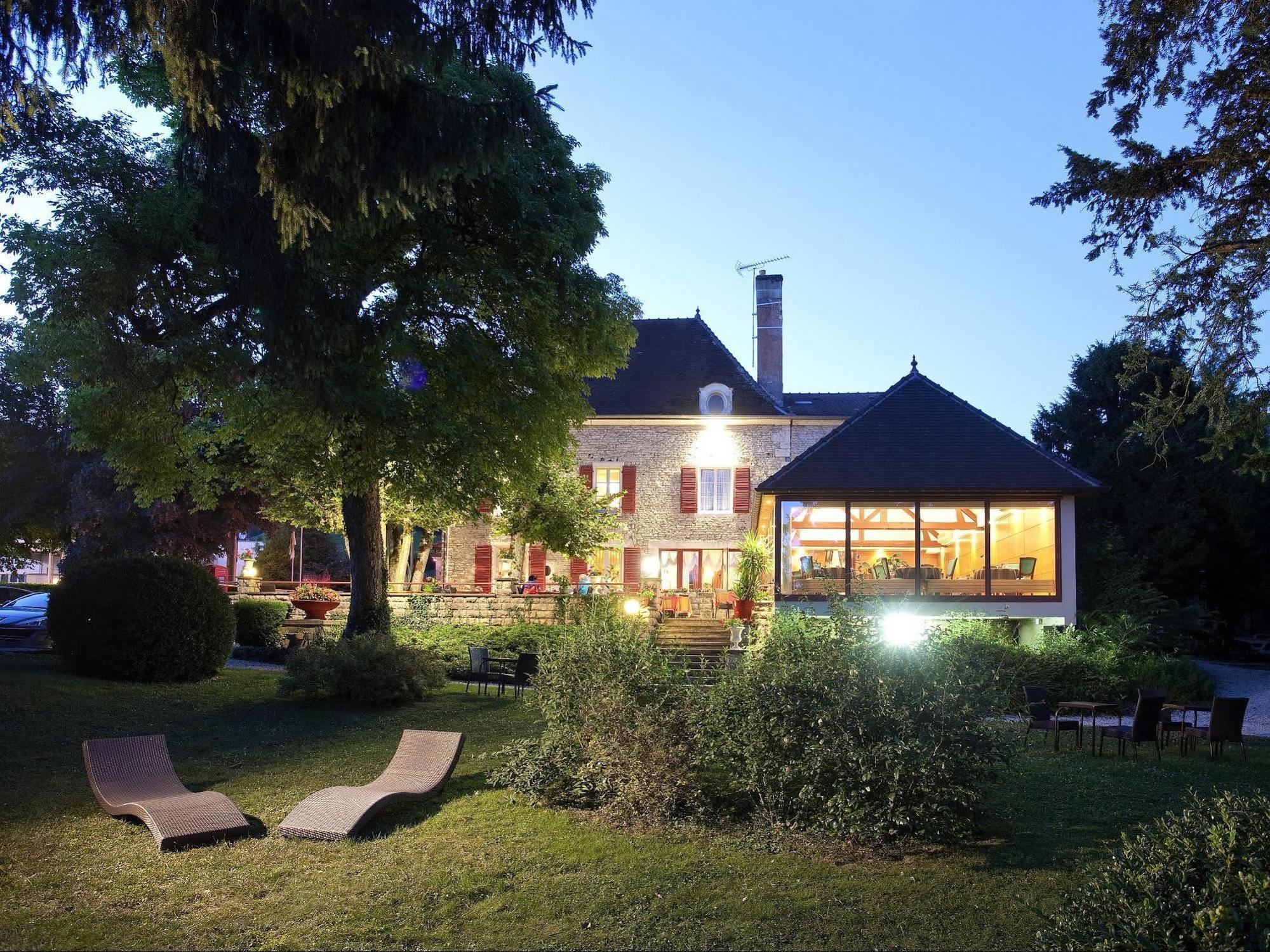 Logis Hostellerie La Chaumiere Arsonval Exteriör bild